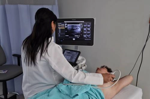 La Secretaría de Salud presentó este martes el Lineamiento técnico para la prevención, diagnóstico, tratamiento, control y vigilancia epidemiológica del cáncer de mama en México. Foto Marco Peláez / archivo 