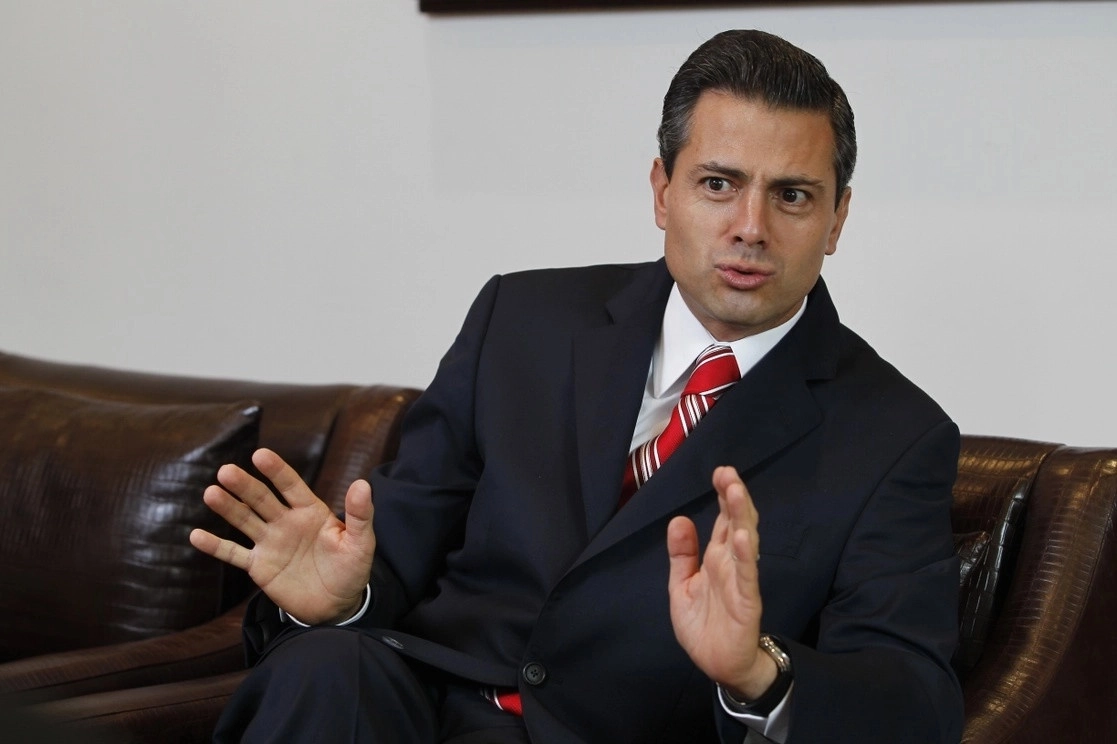 Enrique Peña Nieto durante entrevista en su casa de la colonia Lomas de Chapultepec de la Ciudad de México. Foto José Carlo González / Archivo