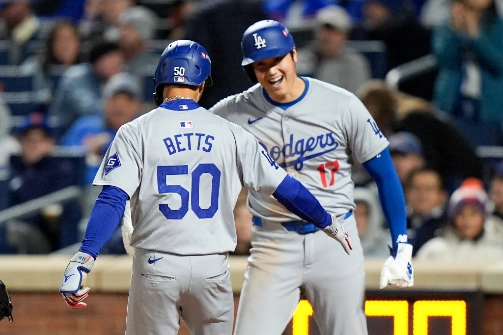 La combinación Ohtani-Betts — los dos primeros del orden ofensivo de Los Ángeles — se fue 7-5, con tres boletos, siete carreras anotadas y cinco impulsadas. Foto Ap.
