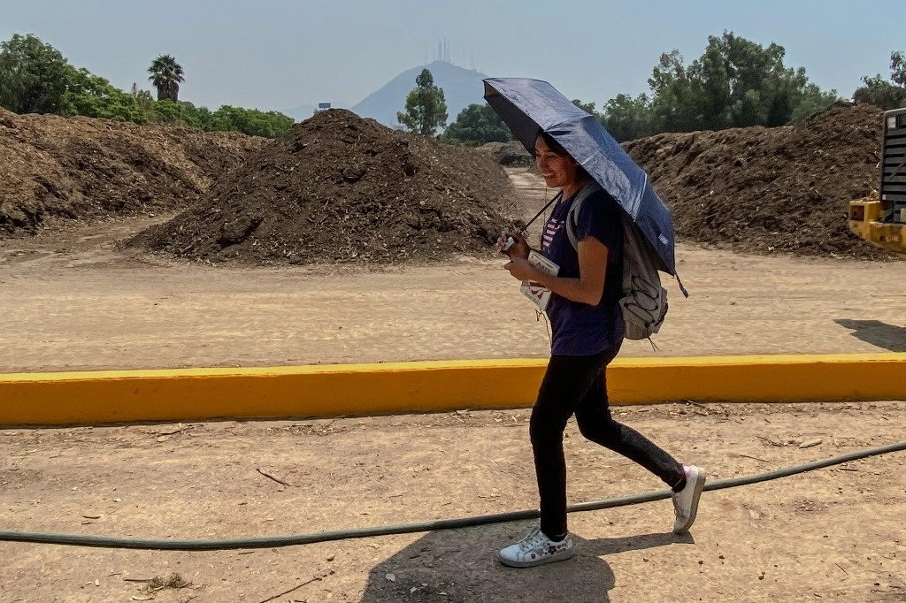 La tercera ola de calor podría llegar hasta 50 grados celsius en municipios de Sonora. Foto Trinidad Zamudio Márquez