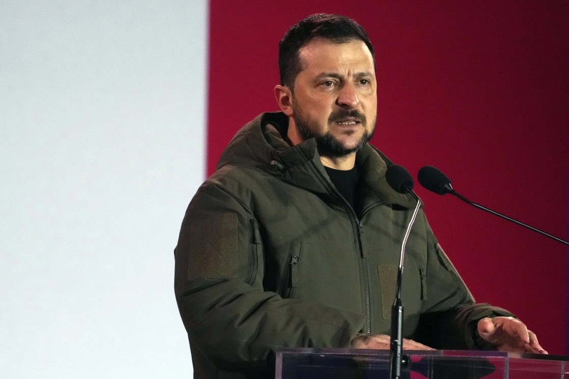 El presidente Volodimir Zelensky calificó a los rusos de "bestias" por el video de la decapitación de un supuesto prisionero de guerra ucranio. Foto Ap / Archivo 