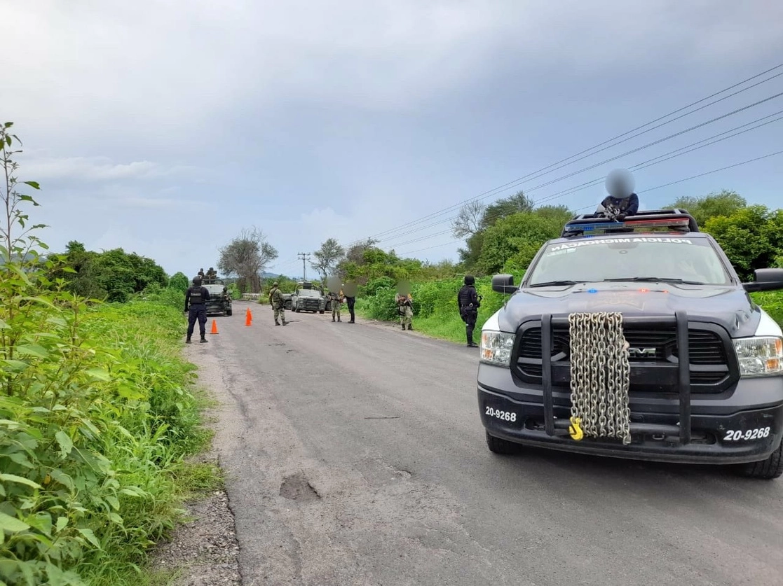 La Guardia Nacional mantiene operativos en los municipios de Michoacán donde ha incrementado la violencia. Foto tomada del Twitter de @MICHOACANSSP
