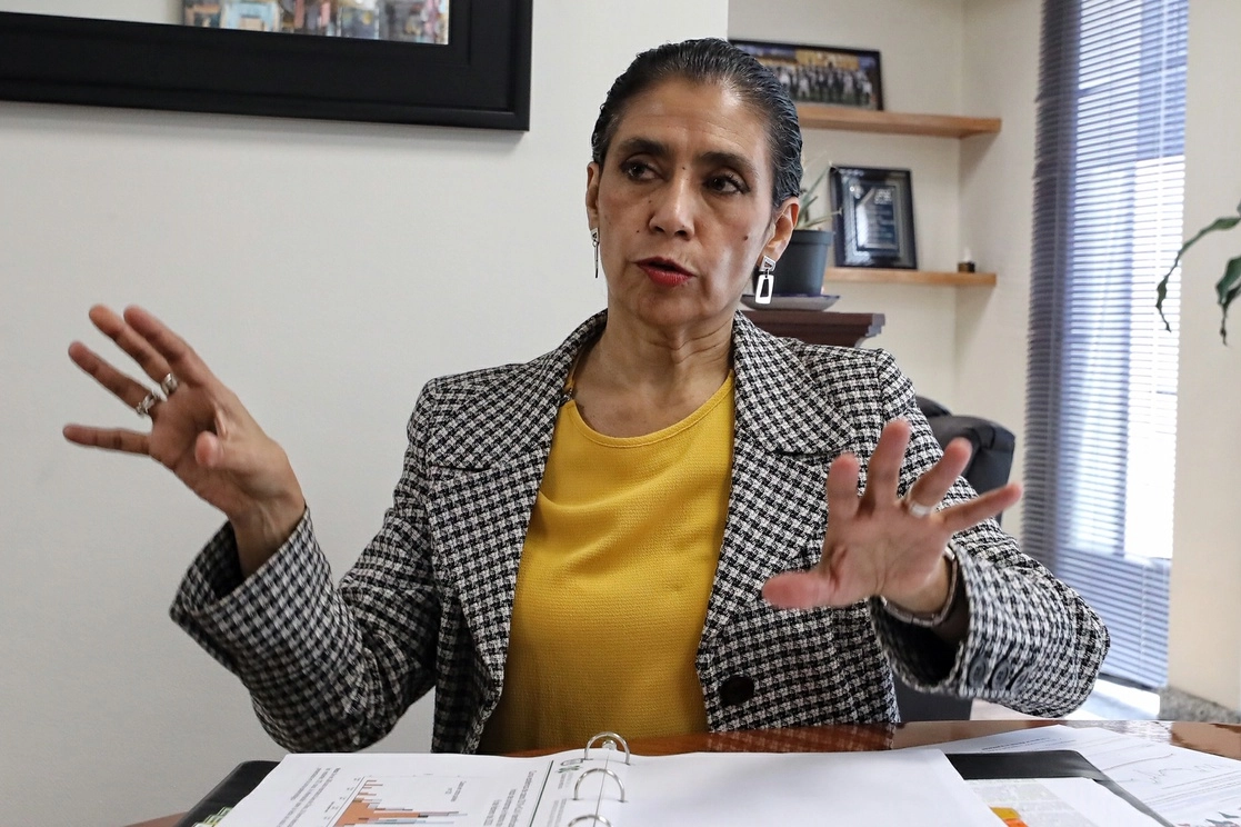 La secretaria de Salud de la Ciudad de México, Oliva López Arellano, expuso en entrevista los esfuerzos del gobierno para hacer frente a la pandemia del Covid-19. Foto Marco Peláez