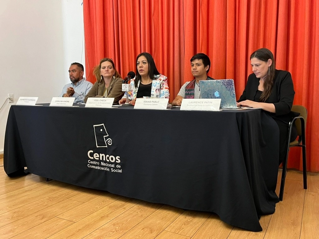 Representantes de organismos defensores de los Derechos Humanos durante una conferencia de prensa. Foto @ELEMENTADDHH