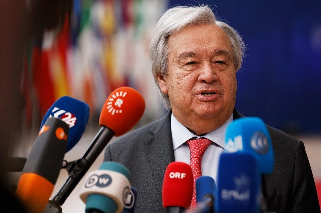 El secretario general de la Organización de las Naciones Unidas, Antonio Guterres, pidió la creación de una entidad de la ONU que siga el modelo del Organismo Internacional de Energía Atómica, el 21 de marzo de 2024. Foto Ap
