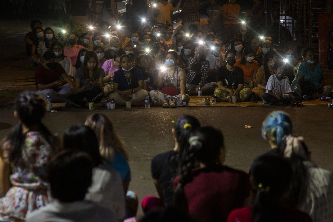 Durante una protesta contra el golpe de Estado en Myanmar este lunes 15 de marzo de 2021. Foto Ap