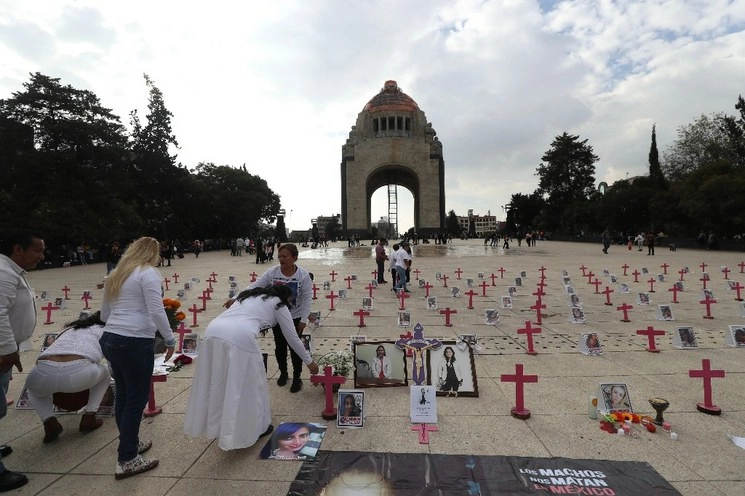 En los últimos tres años se disparó la estadística de feminicidios en México. Foto Yazmín Cortés