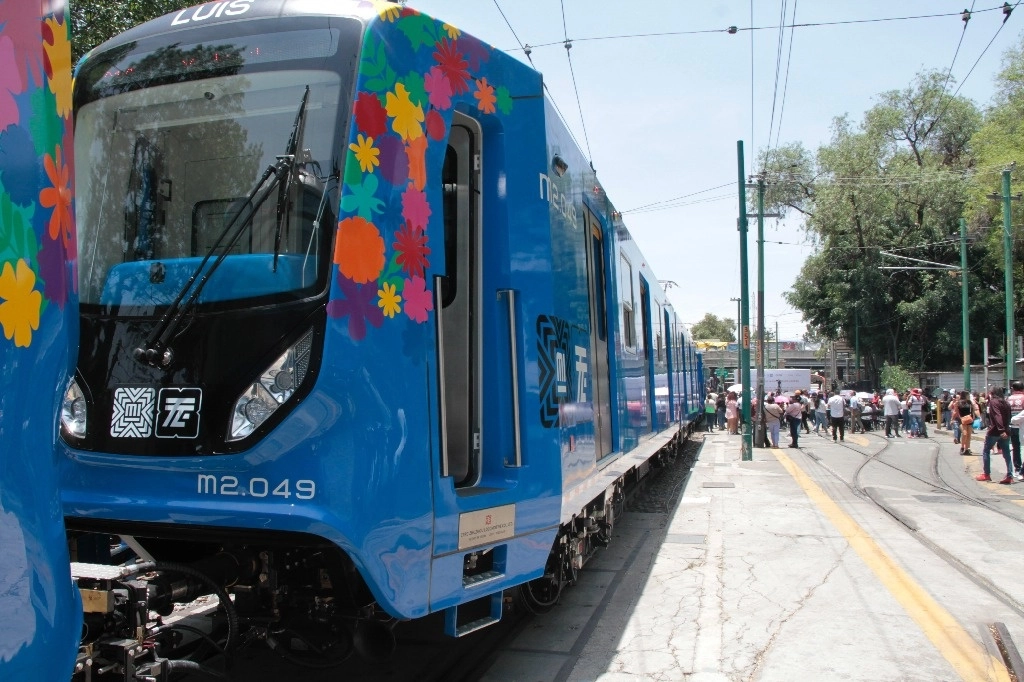 Los hechos obligaron a suspender el servicio momentáneamente. Foto Germán Canseco / Archivo