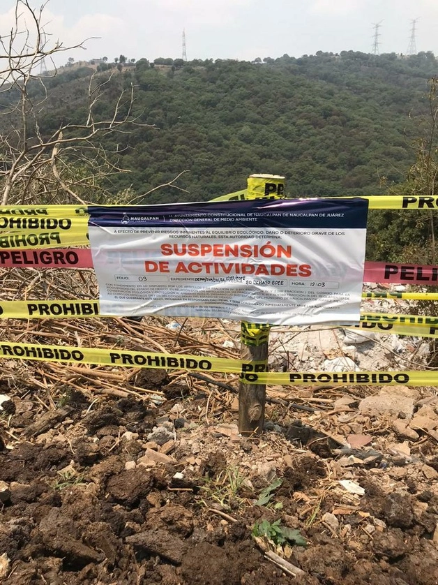 Muchos tiraderos de escombro ubicados en el Estado de México son vigilados por grupos armados. Foto La Jornada