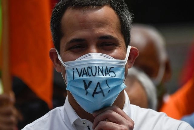 Juan Guaidó es reconocido por una centena de países como líder legítimo de Venezuela. Foto Afp
