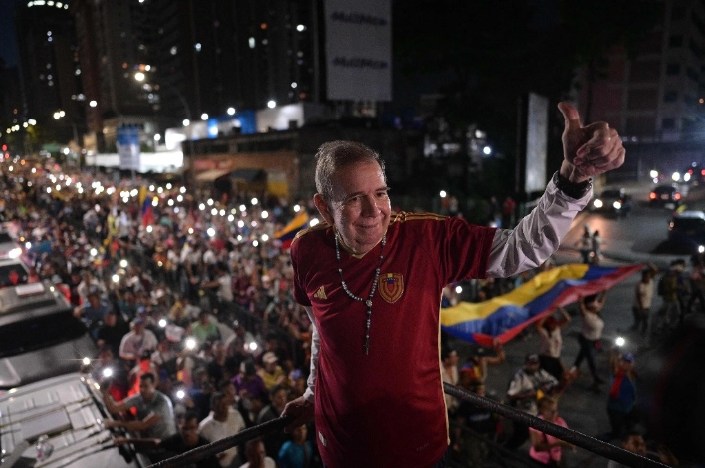 Edmundo González, principal candidato presidencial opositor en Venezuela. Foto Afp