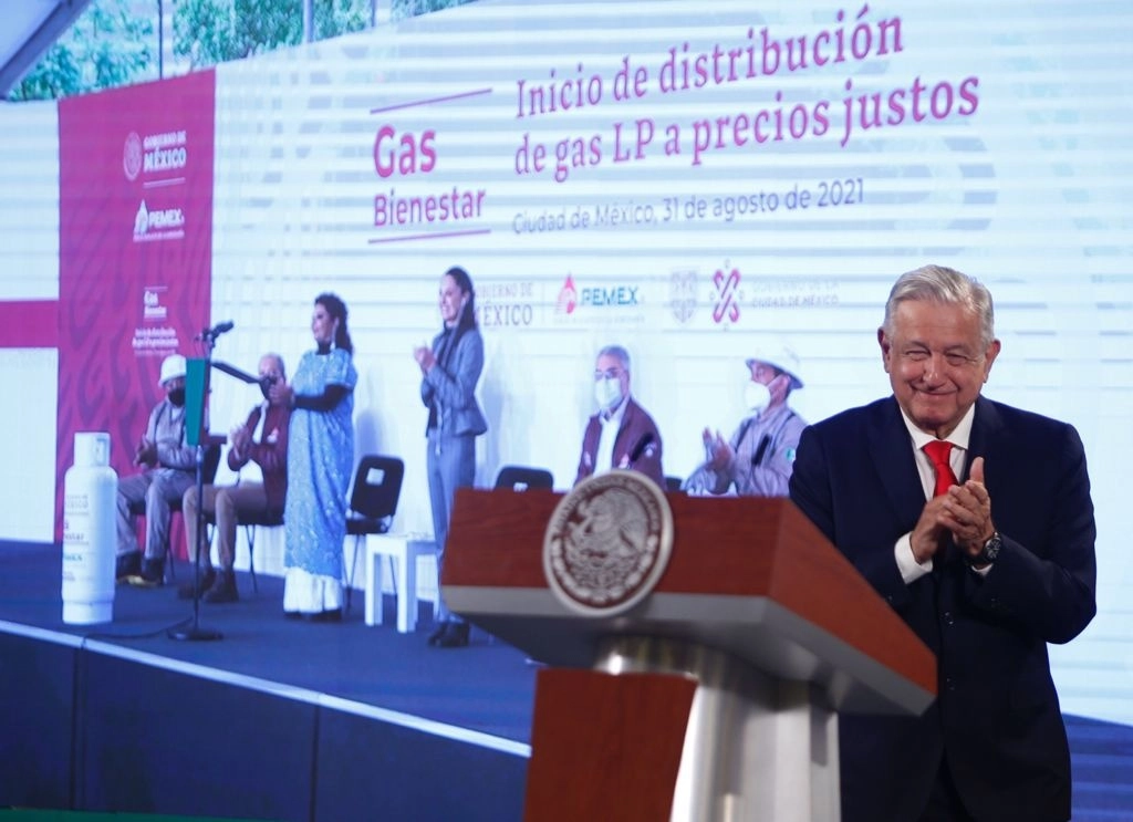 El presidente de México, Andrés Manuel López Obrador, durante su conferencia matutina en Palacio Nacional en la Ciudad de México, el 31 de agosto de 2021. Foto Guillermo Sologuren