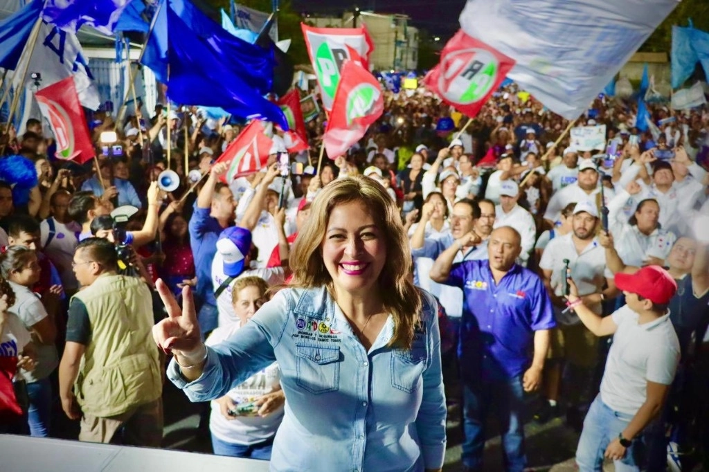 Lucía Meza, candidata del PRIAN al gobierno de Morelos, recibió un llamado de atención de la autoridad electoral. Foto @LucyMezaGzm
