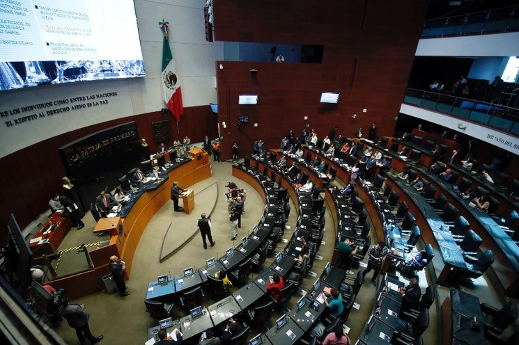 Sesión de la Comisión Permanente en el Senado de la República. Foto Cristina Rodríguez / Archivo 