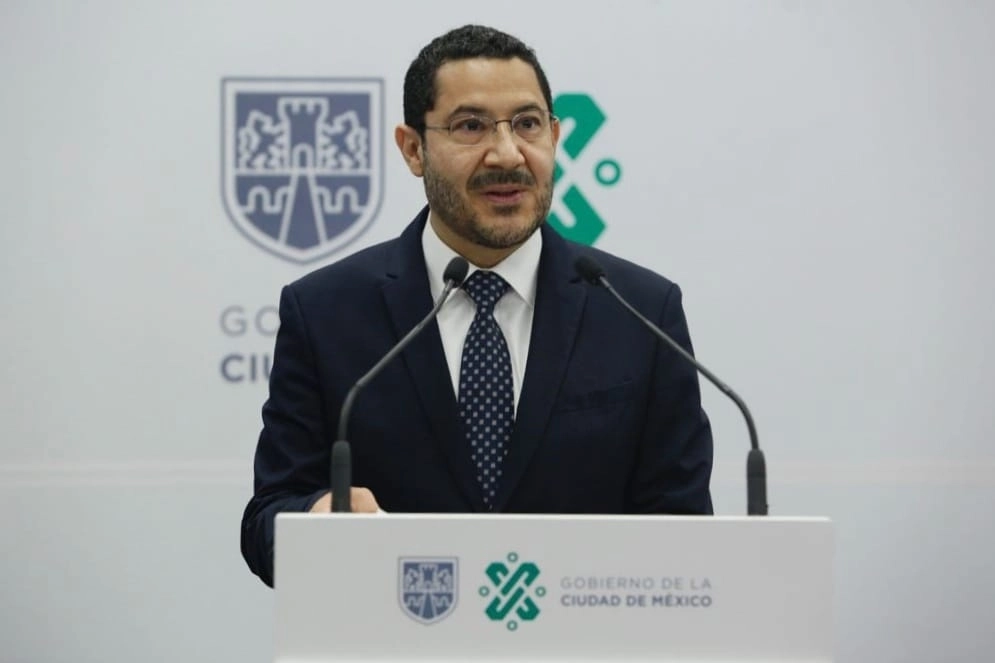 El secretario de Gobierno, Martí Batres, informó que algunas de las organizaciones de gaseros más importantes anunciaron el fin del paro que tenían en la Ciudad de México. Foto cortesía del Gobierno de la CDMX