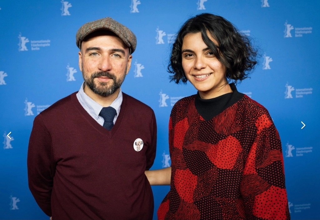 El joven realizador mexicano Ernesto Martínez Bucio y Karen Plata, co-guionista de 'El diablo fuma (y guarda las cabezas de los cerrillos quemados en la misma caja)'. Foto Proporcionada por la Berlinale 