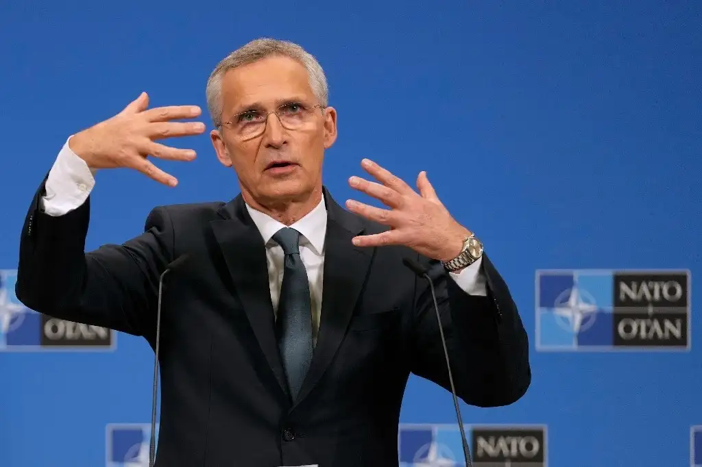 El secretario general de la OTAN, Jens Stoltenberg, sostuvo que un flujo permanente de armamento occidental es vital para conseguir la paz en Ucrania. Foto Ap / Archivo
