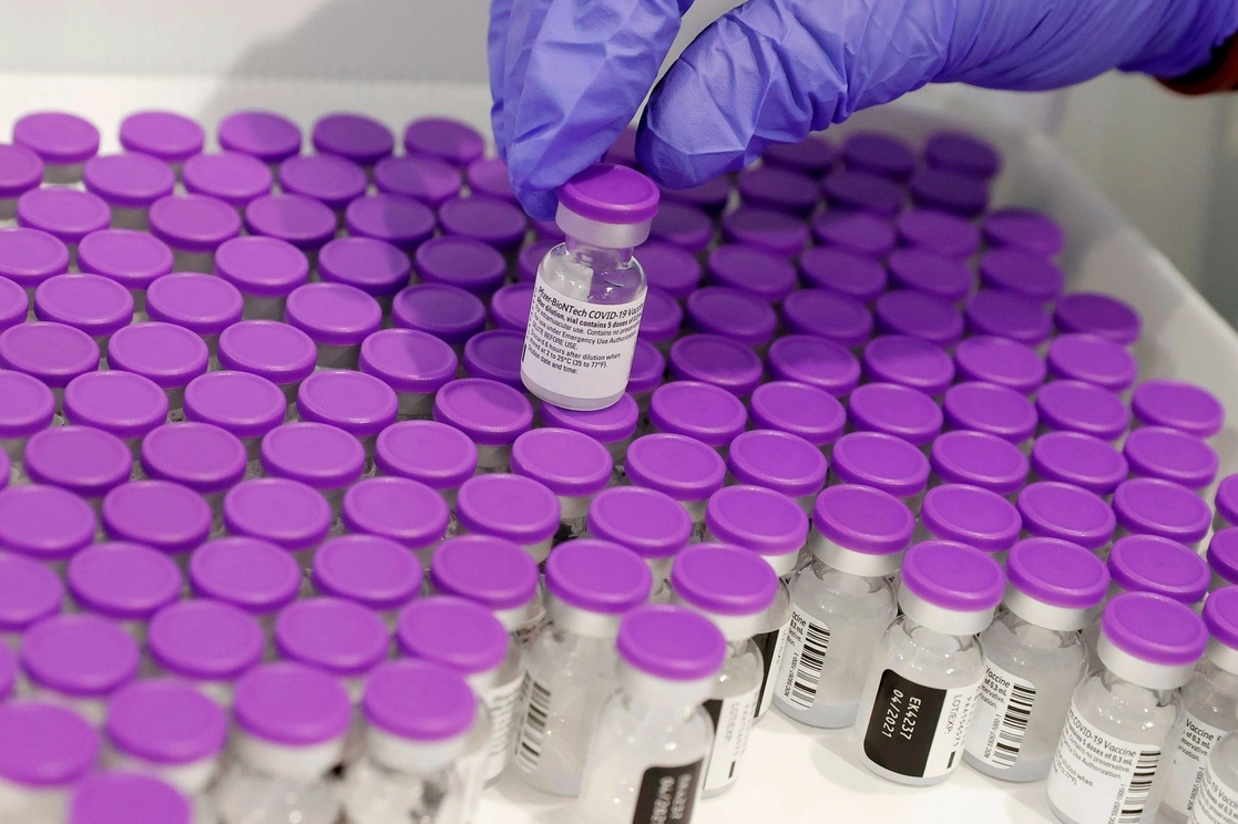 La OMS otorgó su primera homologación de urgencia para la vacuna desarrollada por Pfizer-BioNTech. Foto Afp