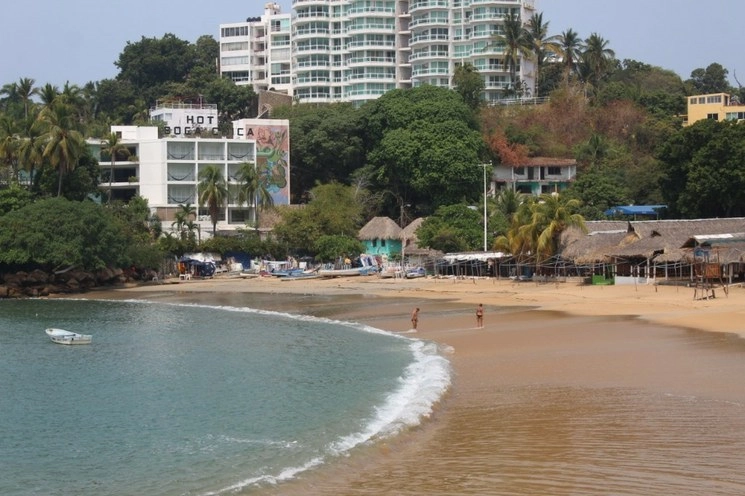 Playa de Acapulco, Guerrero. Foto Héctor Briseño