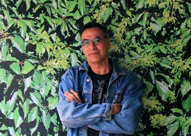 Luis Armenta Malpica, ganador del Premio Iberoamericano de Poesía Minerva Margarita Villarreal 2021. Foto Tomada de  la página http://cultura.uanl.mx
