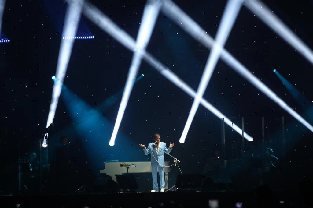 El cantante brasileño Roberto Carlos durante su presentación en la Arena Ciudad de México, el 27 de agosto de 2022. Foto José Antonio López