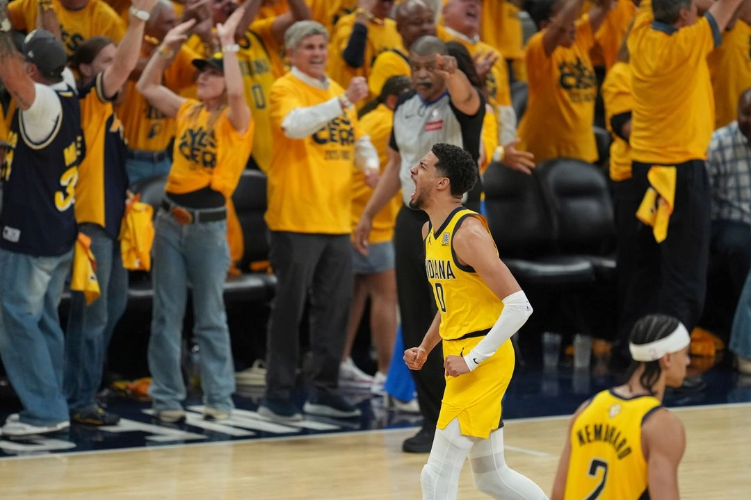 Tyrese Haliburton (14 puntos) se sobrepuso a sus problemas musculares para guiar este heroico triunfo en Indianápolis frente a la peor versión del Thunder. Foto