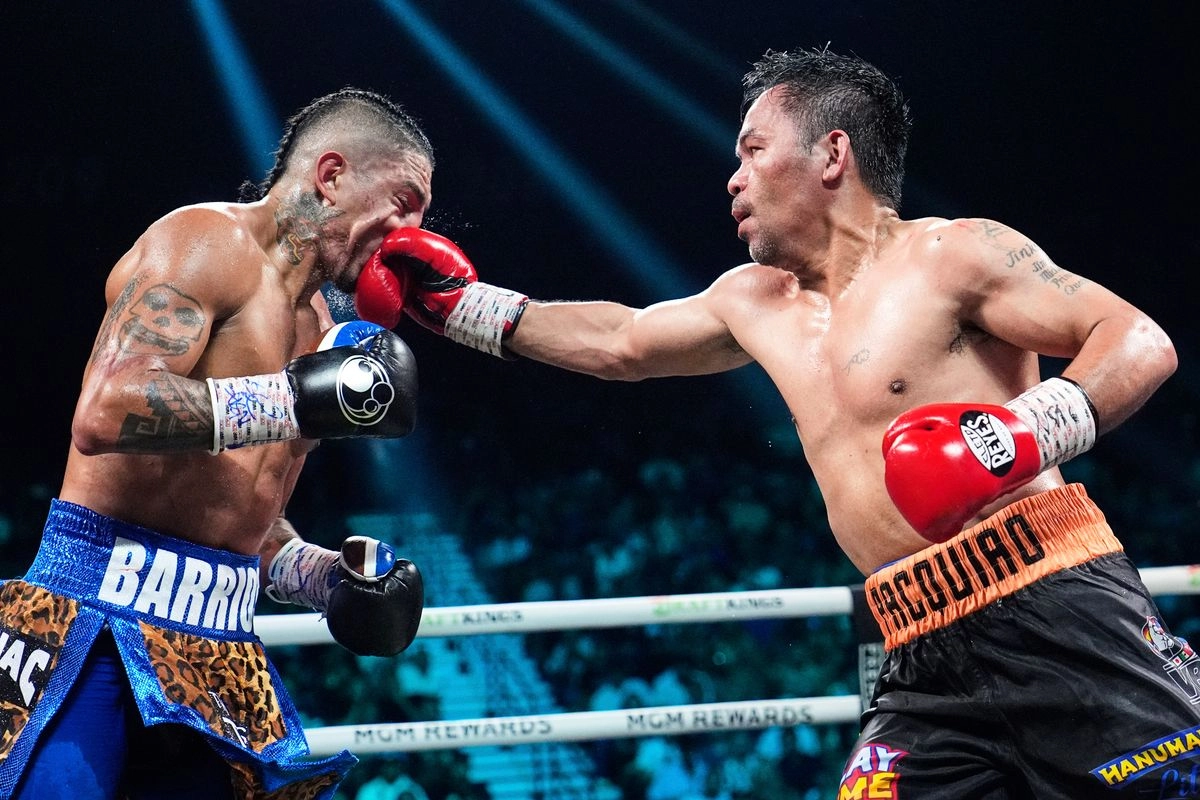 El combate ante el monarca wélter del CMB, el estadunidense Mario Barrios, terminó en un empate mayoritario esta noche en Las Vegas. Foto