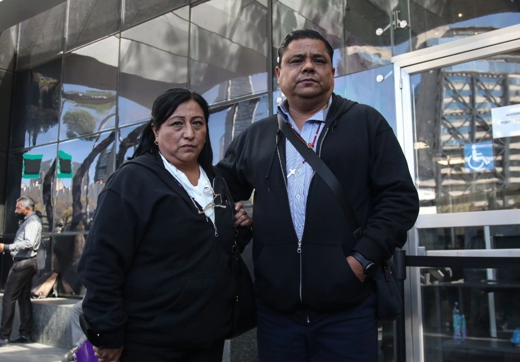 Mrio Escobar y Dolores Bazaldúa, padres de la joven Debanhi Escobar, víctima de feminicidio en NL. Foto Cuartoscuro 