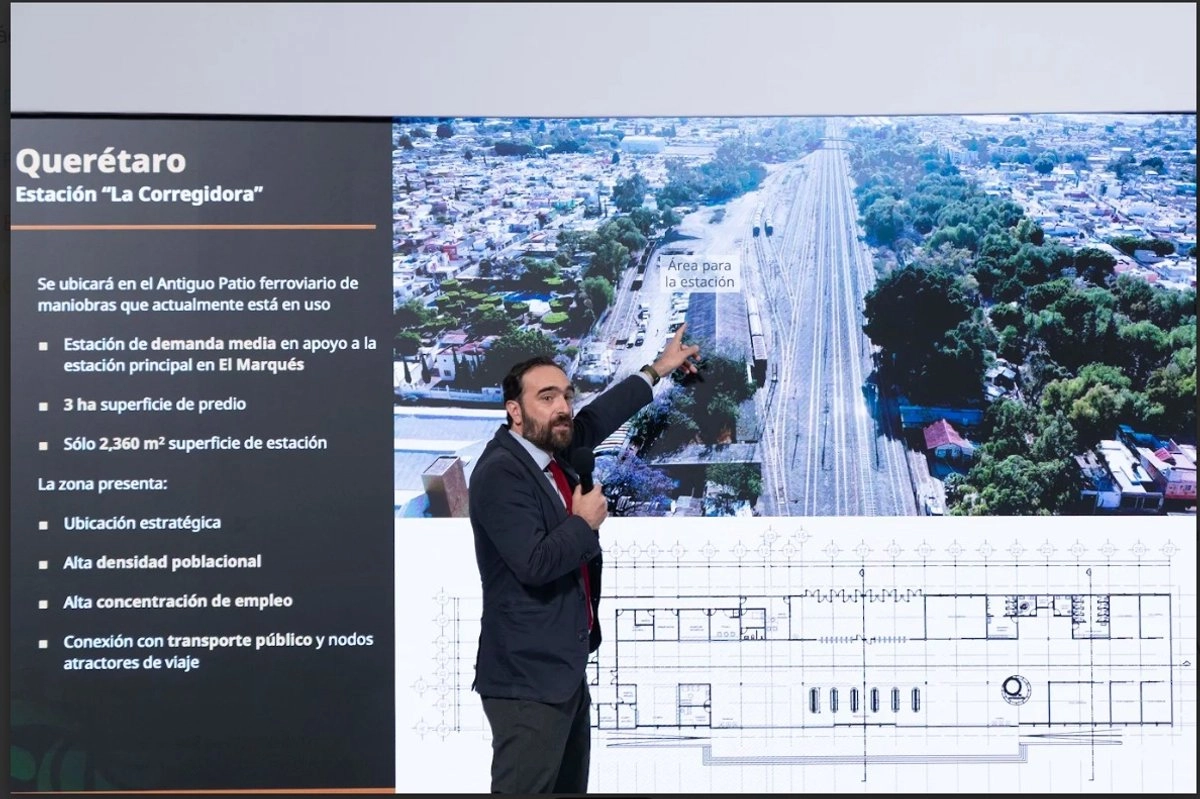 Andrés Lajous, director de la agencia reguladora de transporte ferroviario, explicó ayer avances del proyecto federal de trenes de pasajeros.