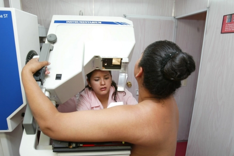 Entre las mujeres, la causa principal fue el tumor maligno de mama, así como el tumor de cuello del útero. Foto María Meléndez Parada / Archivo