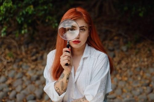 Mon Laferte señaló que en su álbum Seis colaboraron Alejandro Fernández y Gloria Trevi entre otros. Foto Universal Music México