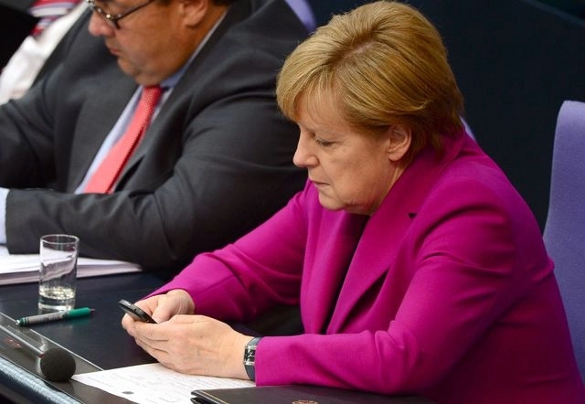 El servicio secreto danés ayudó a Estados Unidos a espiar a líderes europeos, entre ellos, a la canciller alemana Angela Merkel. Foto Afp / Archivo