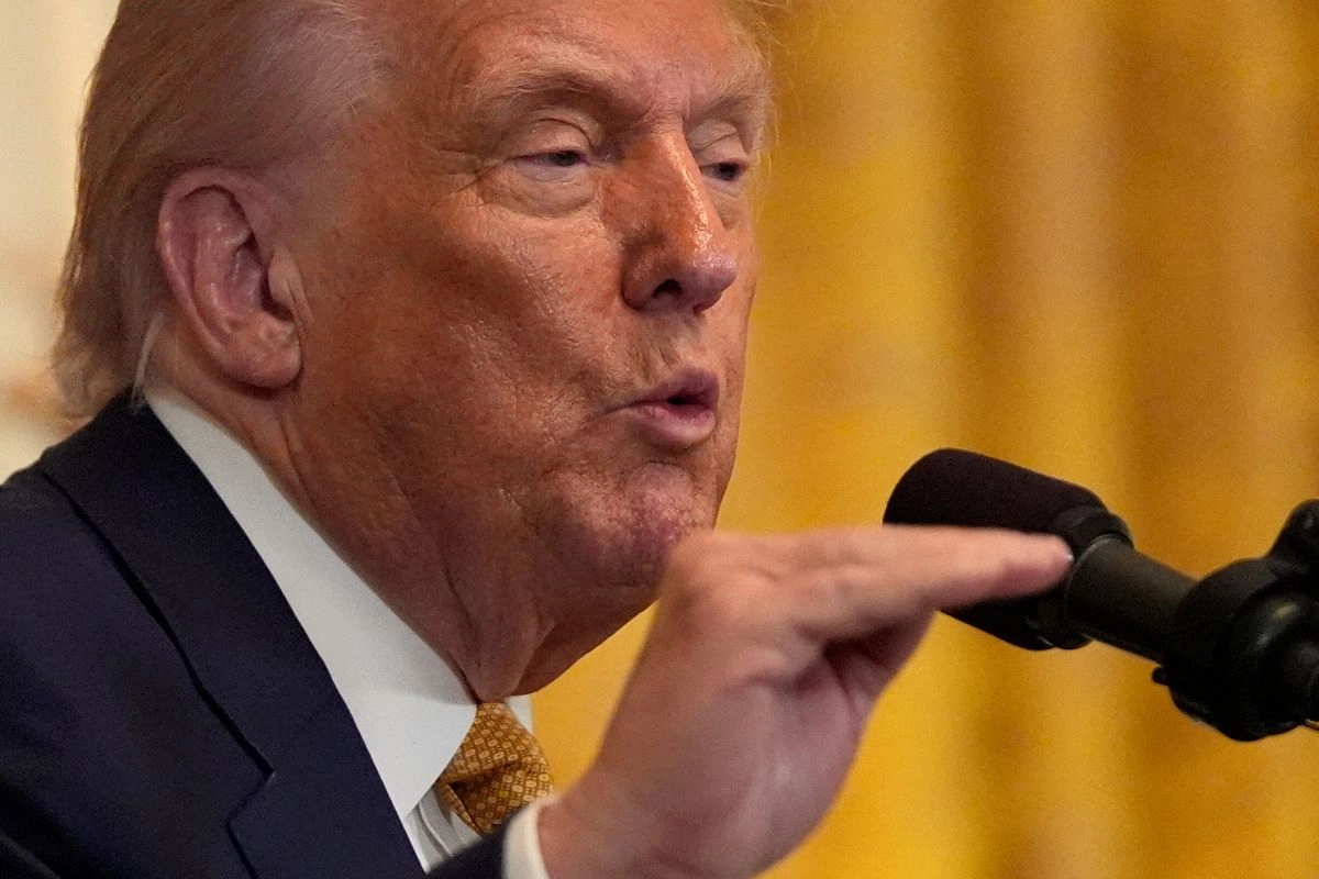 El presidente de EU, Donald Trump, durante una reunión con partidarios republicanos en la Casa Blanca, el 22 de julio de 2025. Foto 