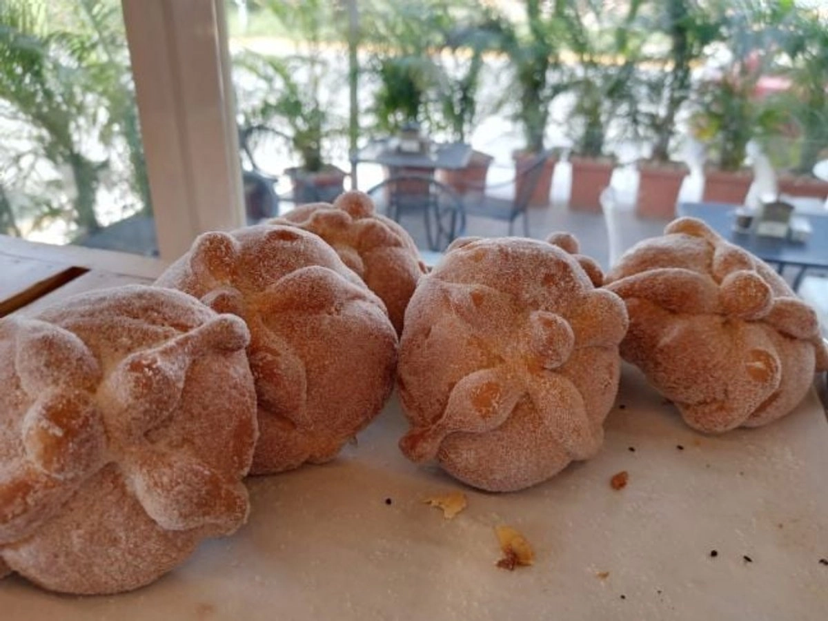 Venta de pan de muerto. Foto