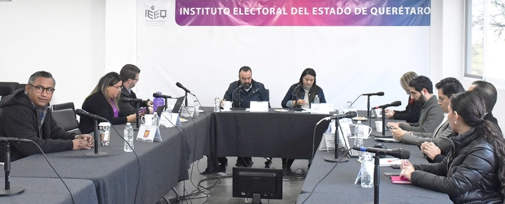 El anunció lo hicieron a unas horas de que concluya el plazo establecido por el Instituto Estatal Electoral de Querétaro para registrar alianzas, que expira a las 12 horas de este viernes. Foto ieeq.mx