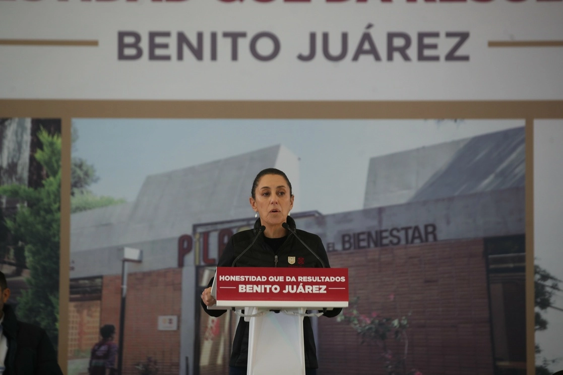 Claudia Sheinbaum, jefa de Gobierno de la CDMX, durante una visita informativa en la alcaldía Benito Juárez. Foto ‘La Jornada’ / archivo 