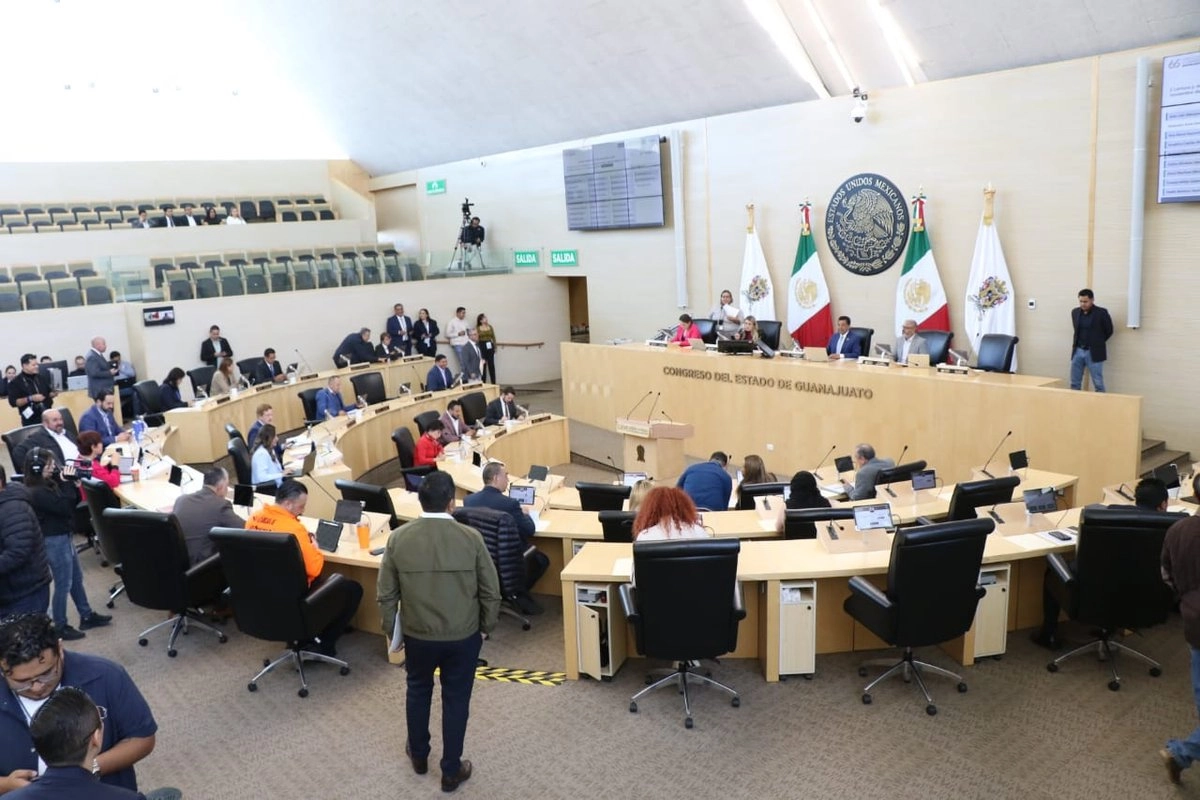 La iniciativa de Ley de Mujeres Jefas de Familia presentada en el Congreso de Guanajuato tiene como objetivo establecer políticas públicas para mejorar sus condiciones de vida y la de sus dependientes. Foto tomada de X 