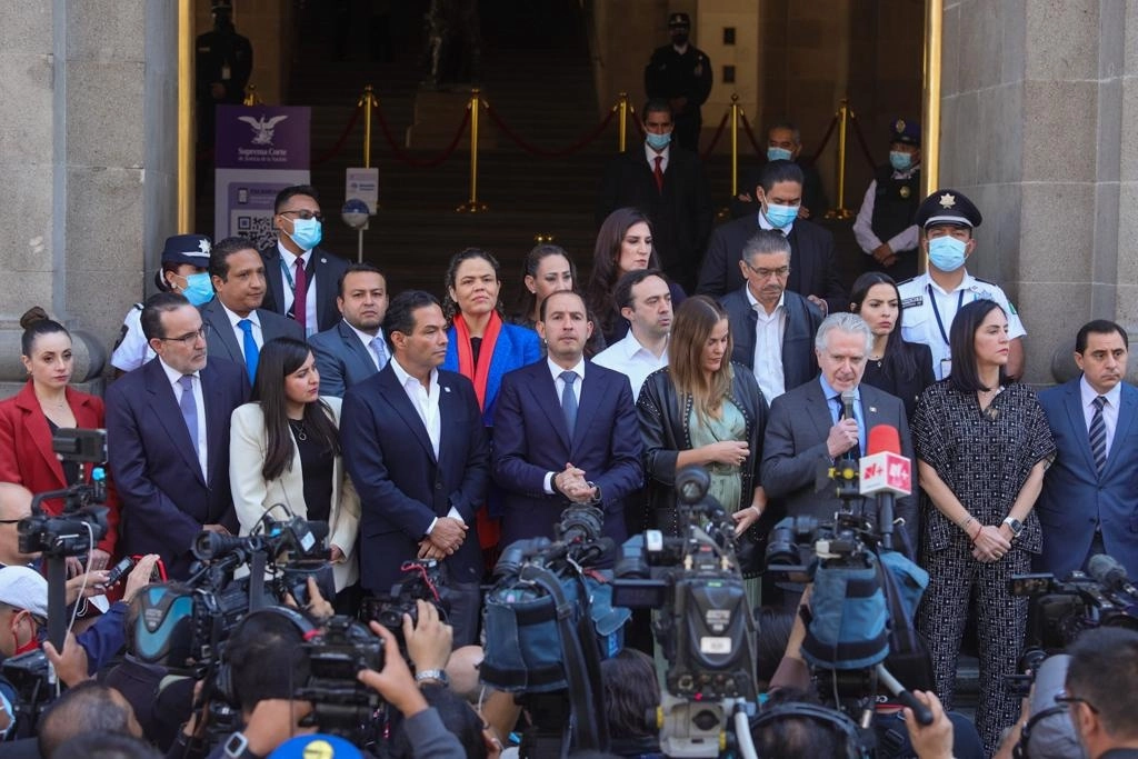 El presidente nacional del PAN, Marko Cortés, encabeza una acción de inconstitucionalidad ante la Suprema Corte de Justicia de la Nación, en la Ciudad de México, el 23 de enero de 2023. Foto Pablo Ramos

