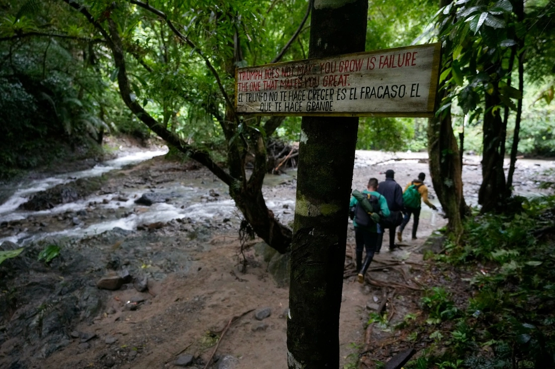 La selva del Darién es una ruta entre Colombia y Panamá usada por migrantes en su camino hacia el norte del continente. Foto Ap