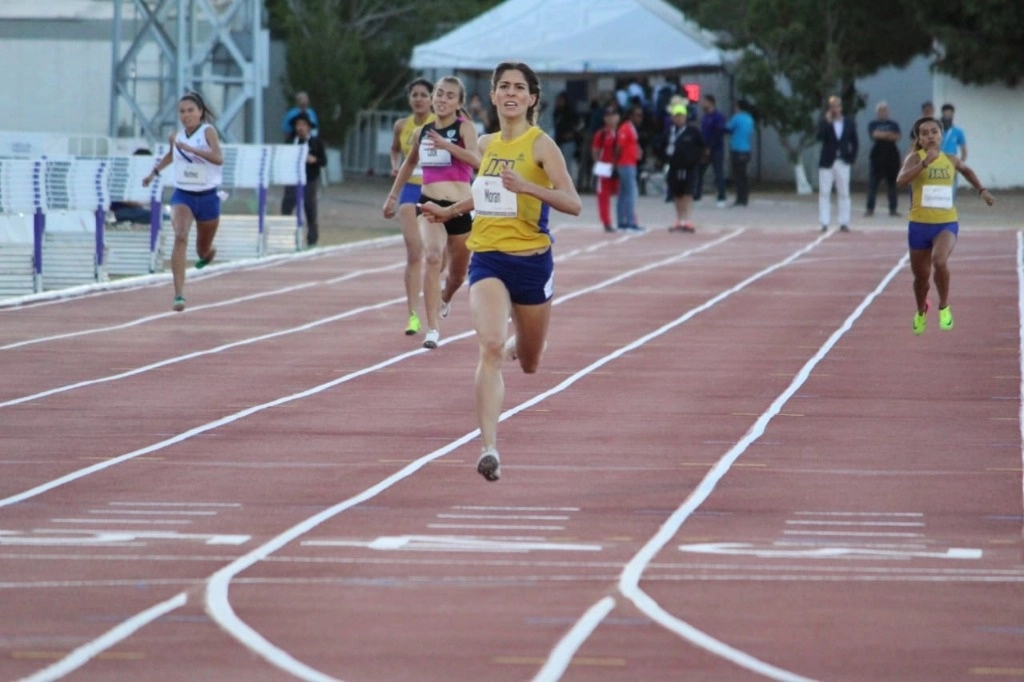 Paola Morán se clasificó a los Juegos Olímpicos de París un día antes del cierre del ranking clasificatorio. Foto Tomada de X @CONADE / Archivo