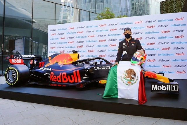 En su primera temporada como piloto de Red Bull, Sergio Pérez marcha en la cuarta posición con 150 puntos y sueña con ganar el Gran Premio de México. Foto CLARO / Afp