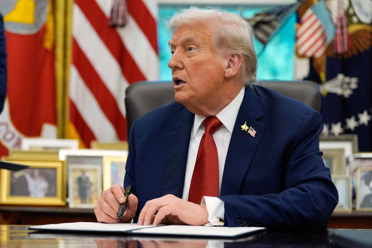 El presidente de Estados Unidos, Donald Trump, dijo este jueves que podría considerar el traslado de partidos del Mundial 2026 de ciudades que considere “aunque sea un poco peligrosas”. Foto