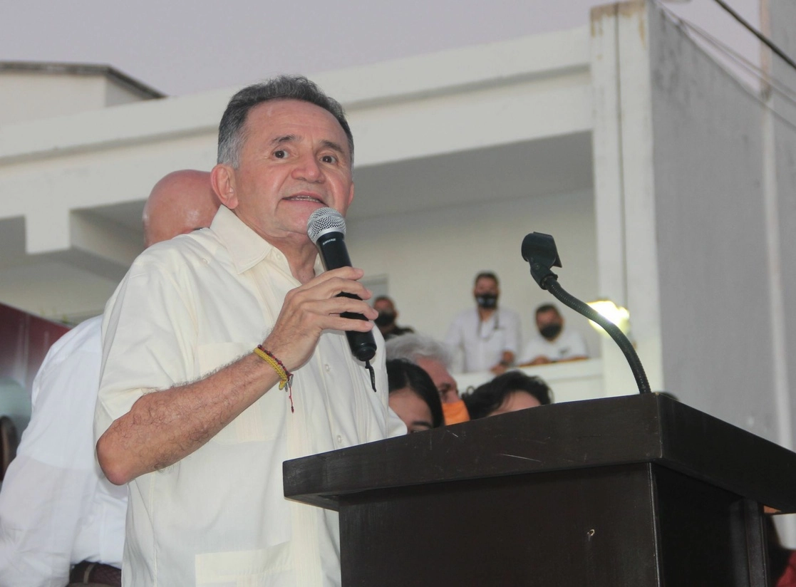 José Luis Pech, senador por Quintana Roo, exhortó a la SRE a analizar exhaustivamente los impactos de los TLC ya firmados y corregirlos. Foto Cuartoscuro