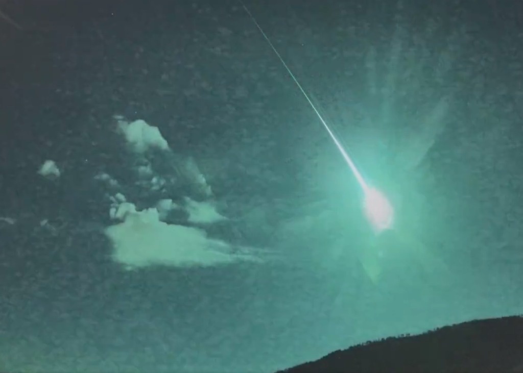 La Jornada – Um pedaço de cometa iluminou os céus de Espanha e Portugal