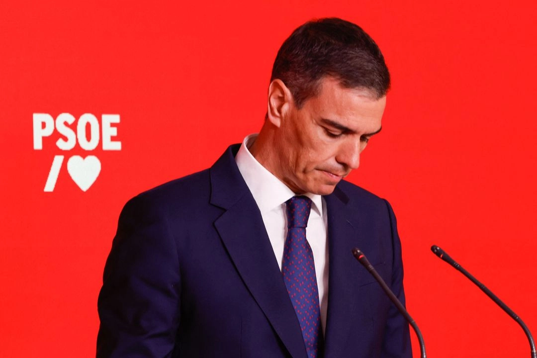 Pedro Sánchez, presidente del gobierno español, durante una rueda de prensa en la sede del PSOE en Madrid, el 12 de junio de 2025. Foto 