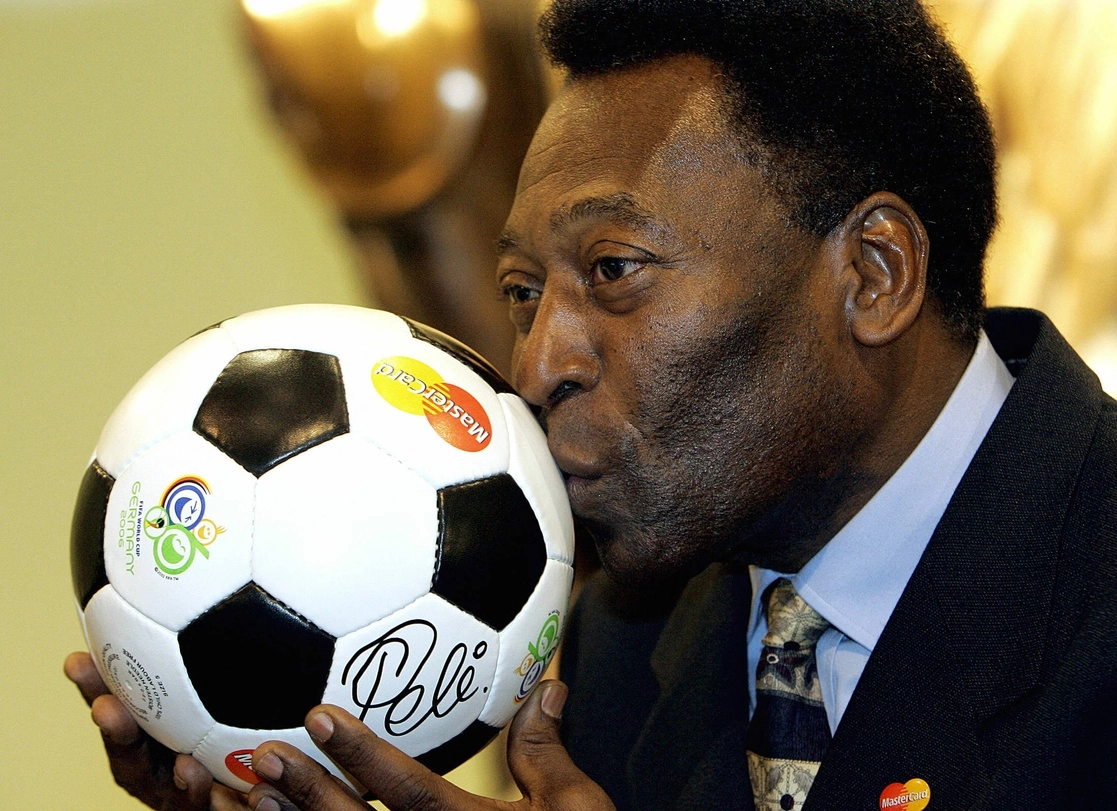 Pelé, durante un evento en 2005. Foto Afp