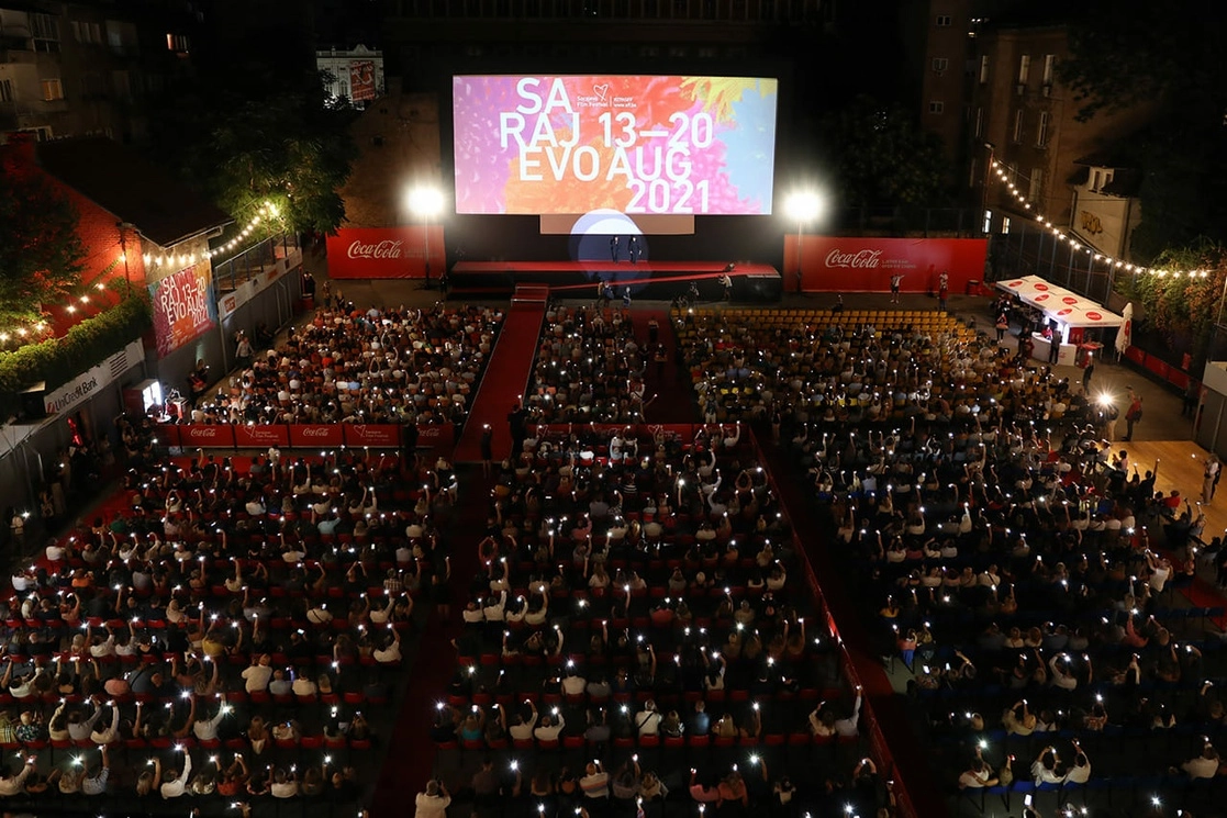 Cine al aire libre en la edición 2021 del festival de Sarajevo. Foto tomada de la cuenta de Facebook @sarajevofilmfestival 