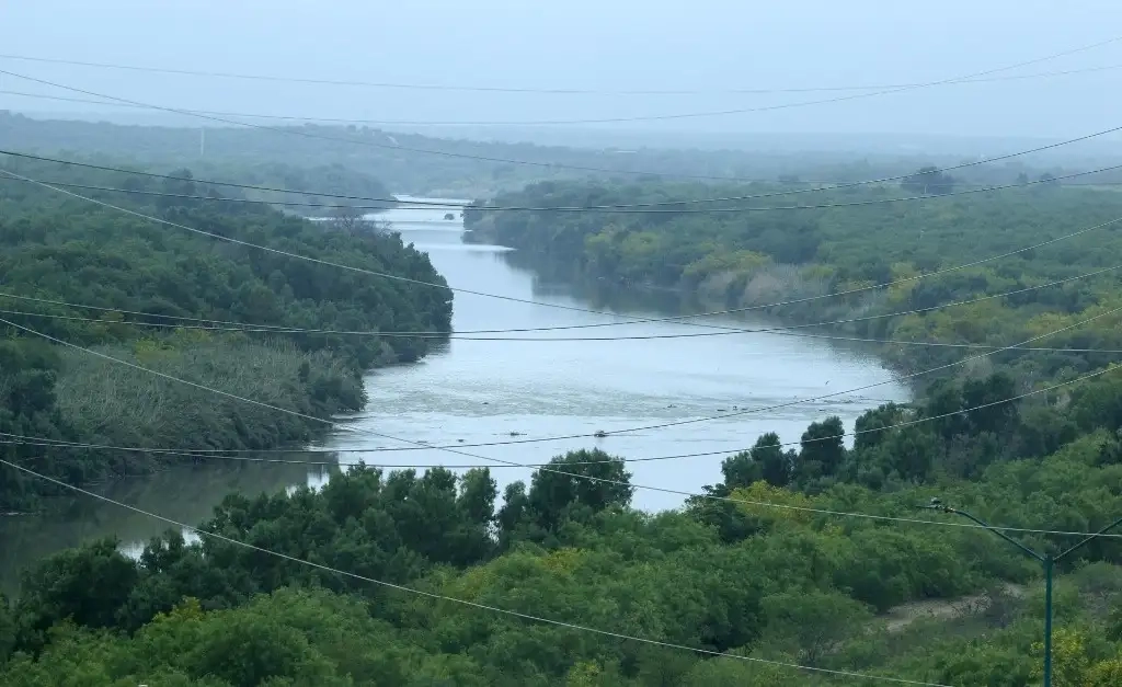 El río Bravo, visto desde Nuevo Laredo, Tamaulipas. Foto 