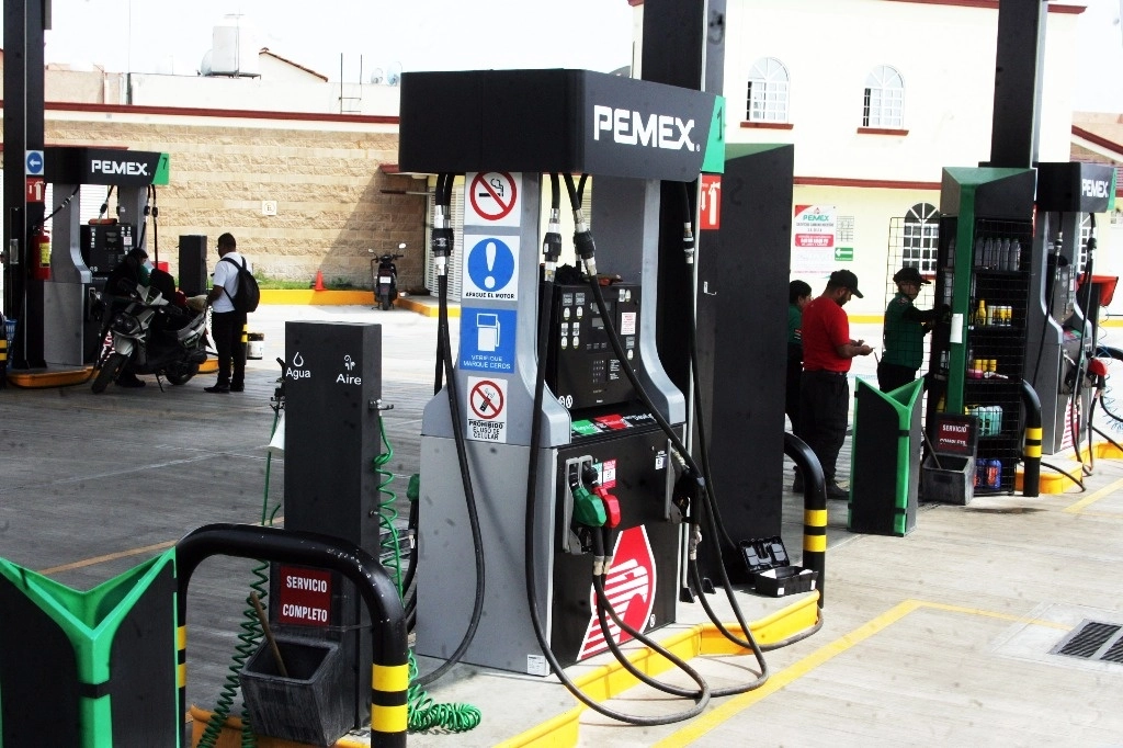 Pemex informó que durante mayo acelerará los pagos a sus proveedores. Foto Roberto García
