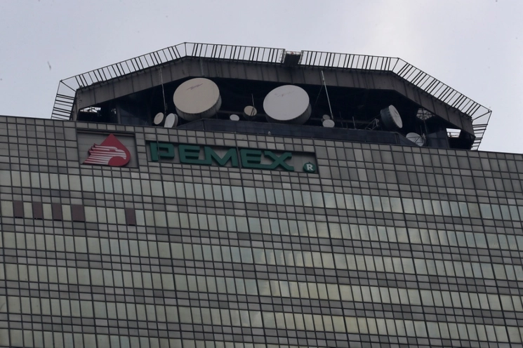 Oficinas de Petróleos Mexicanos en la Ciudad de México. Foto Roberto García Ortiz / Archivo
